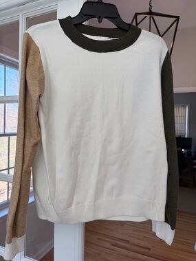 Pink Martini Colorblock Crewneck Sweater in White, Olive & Tan